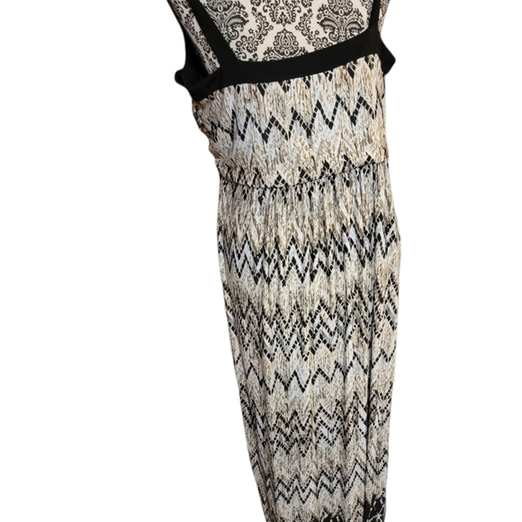 Tribal print maxi dress - Picture 2 of 4